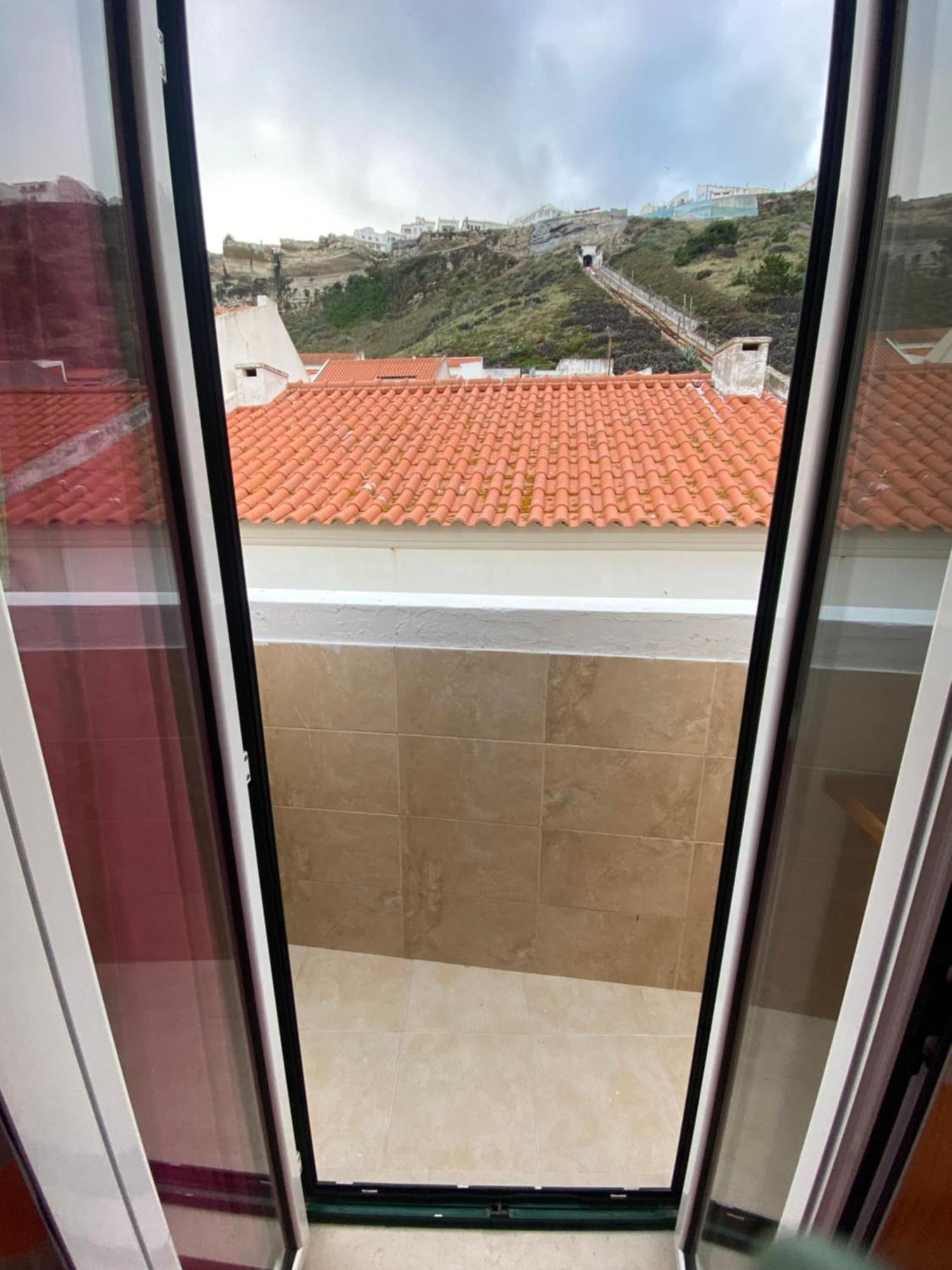 Villa Casa “Prédio” triplex à Nazaré Extérieur photo